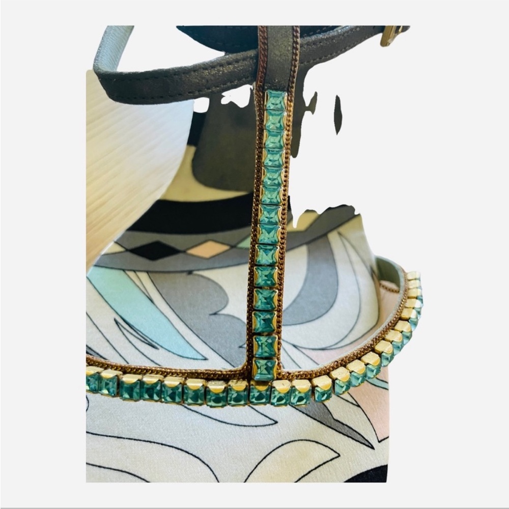 EMILIO PUCCI Jewel Rhinestone Sandals
Size 41 - Picture 3 of 16
